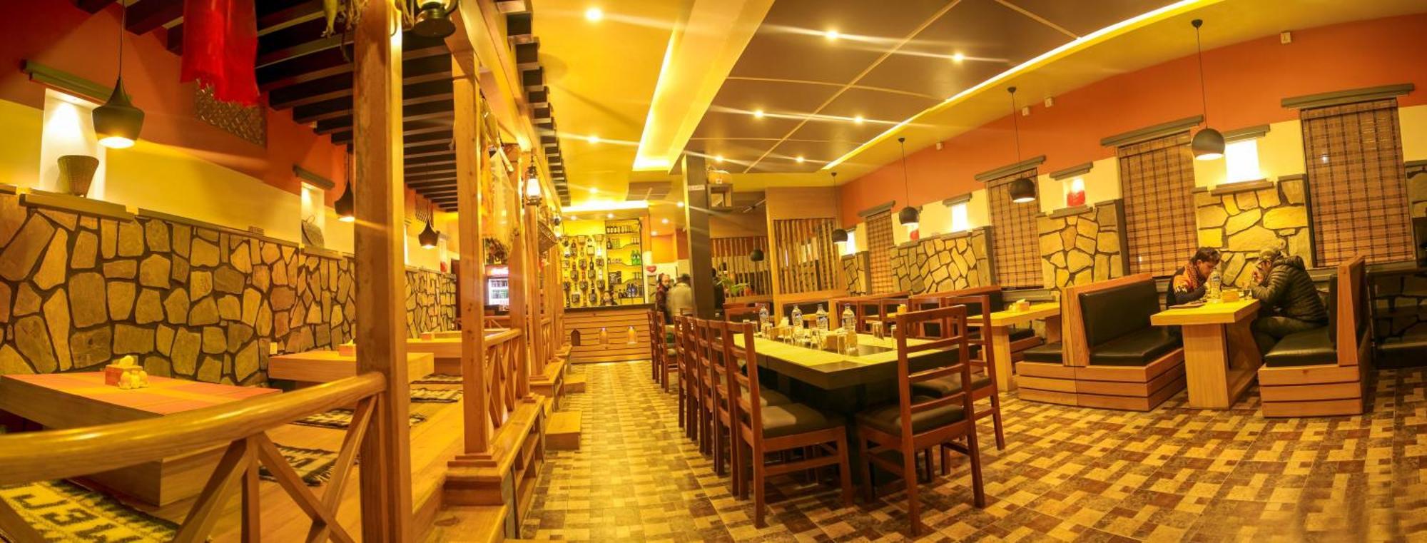 Hotel Task International Pokhara Extérieur photo