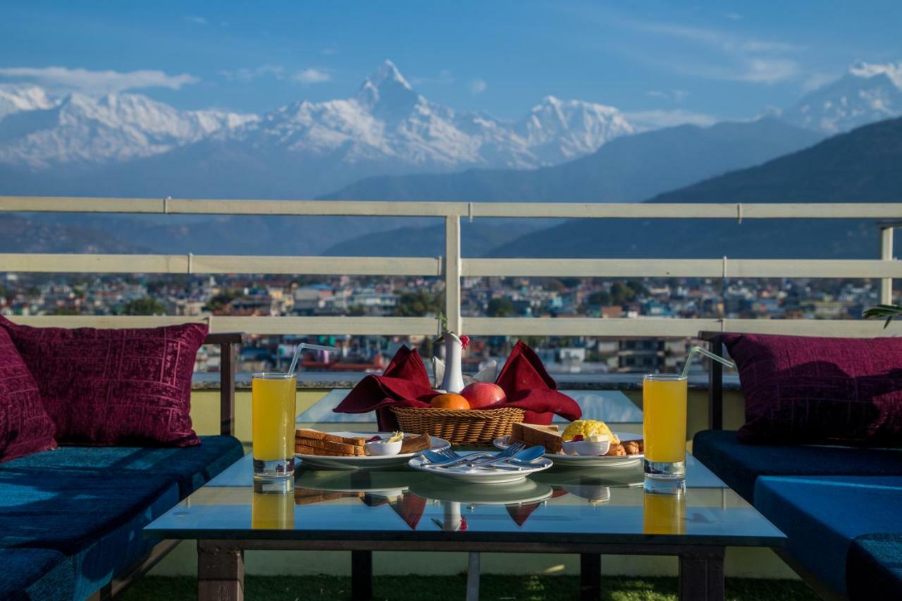 Hotel Task International Pokhara Extérieur photo